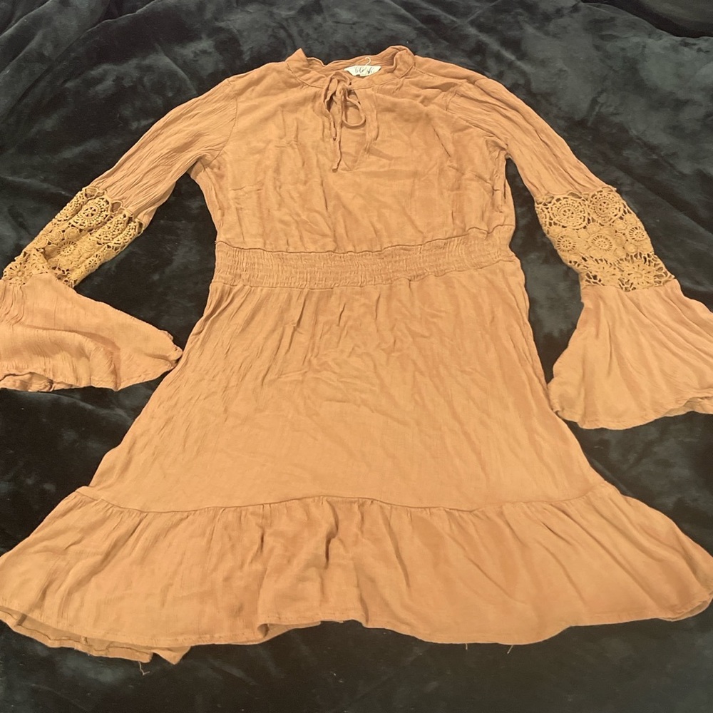 Hint of blush Vintage Dress. Size M